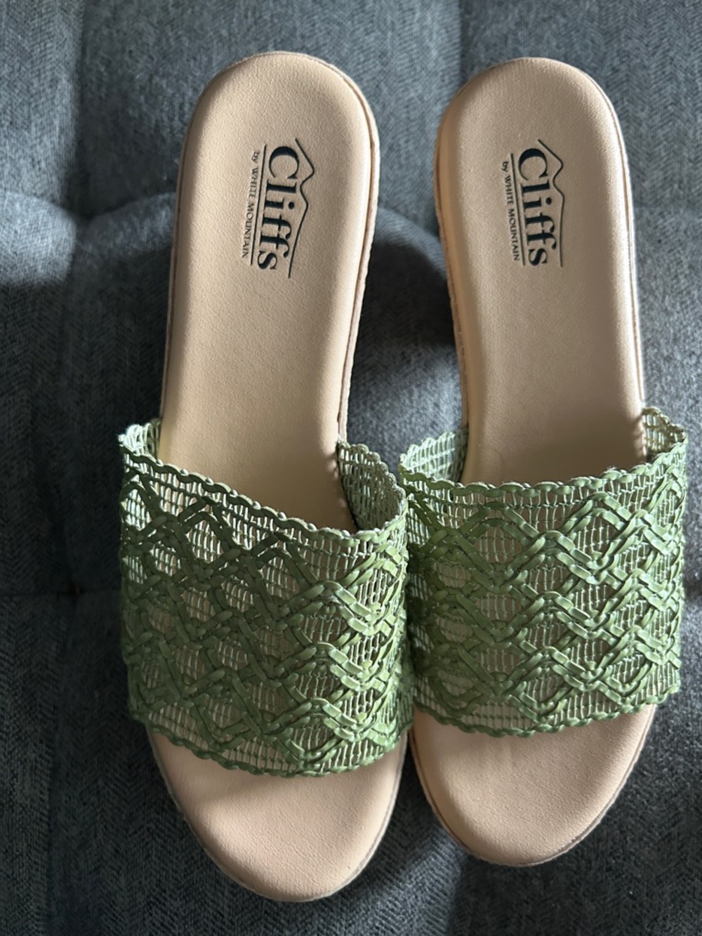 Cliffs by WHITE MOUNTAIN Light Green platform Slide sandals